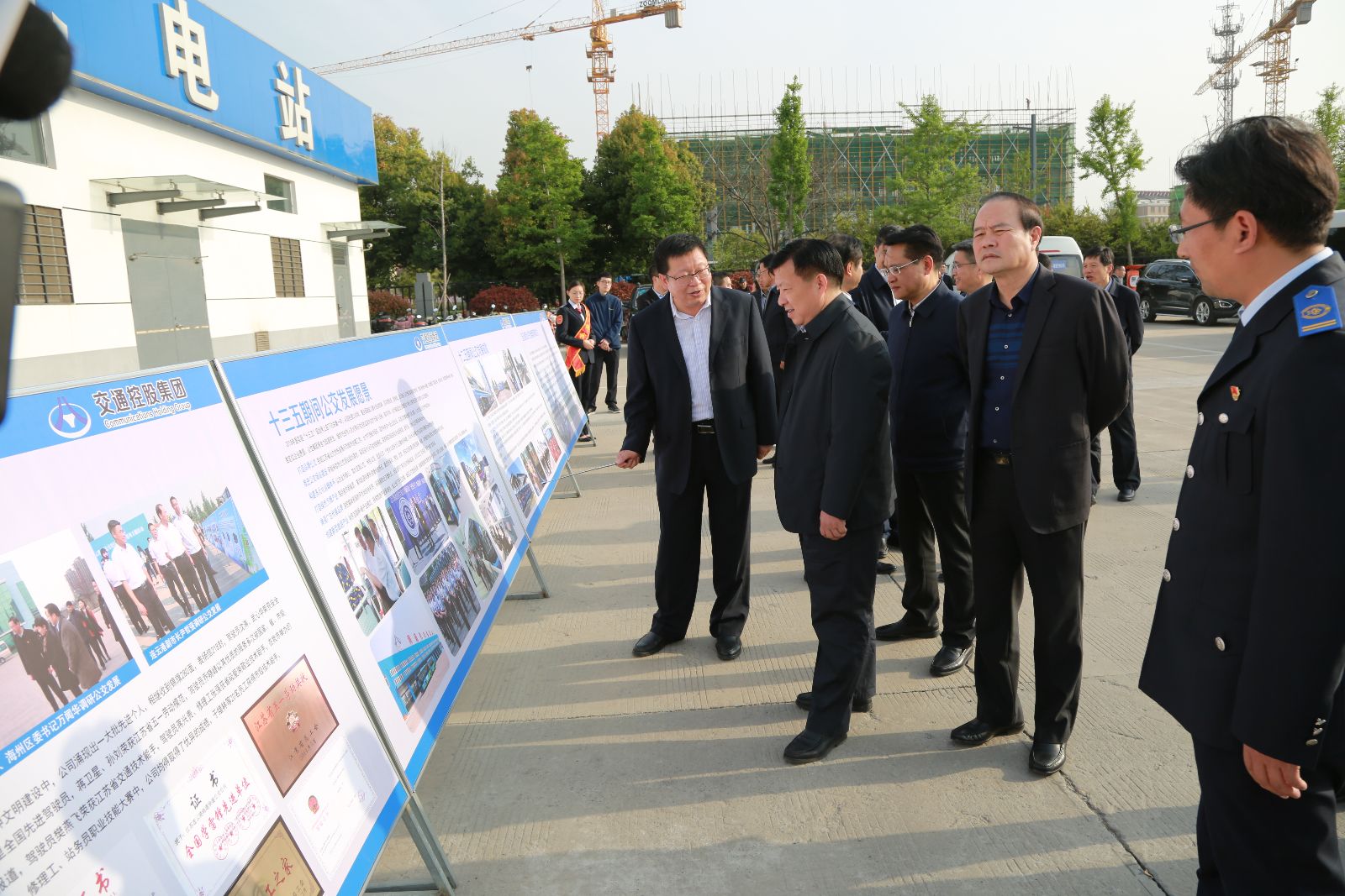 市委副書記、代市長方偉到公交集團(tuán)調(diào)研督查工作