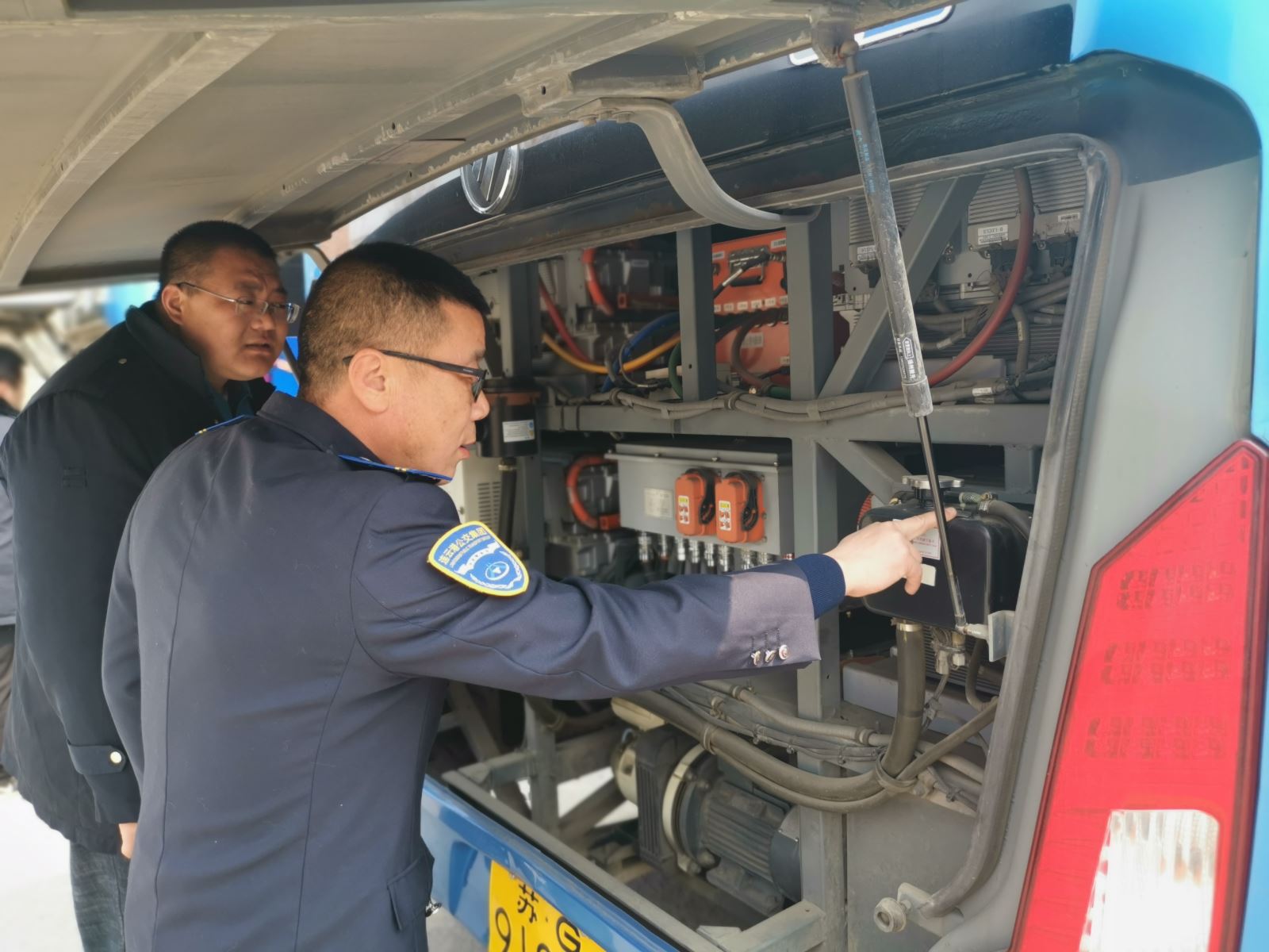 公交集團公交事業(yè)一部 開展春季安全、機務、運營聯(lián)合大檢查