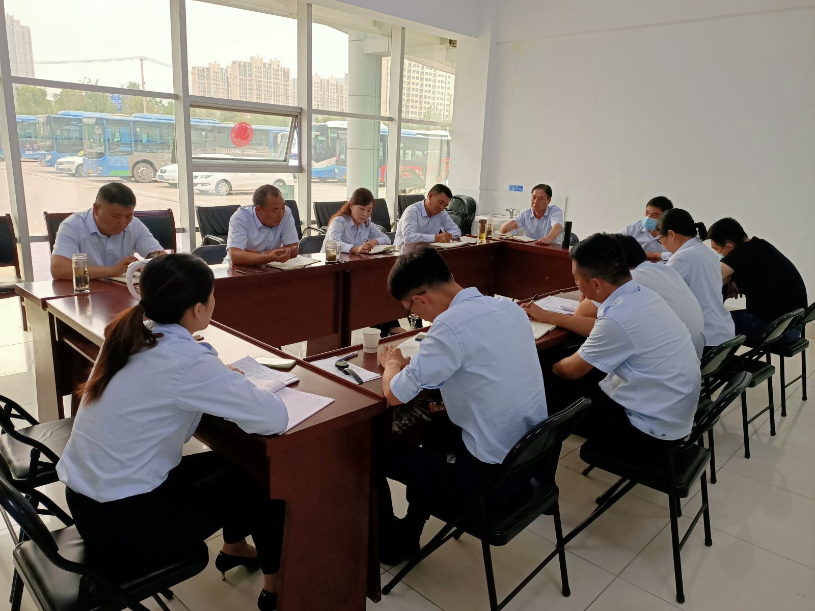 經(jīng)營發(fā)展事業(yè)部召開中秋國慶期間作風建設專題會議